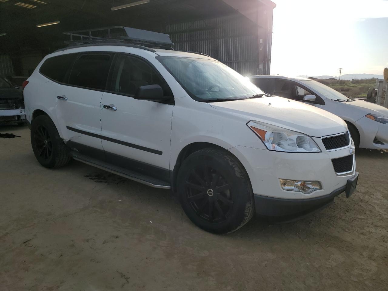 2012 CHEVROLET TRAVERSE L - Фото 4