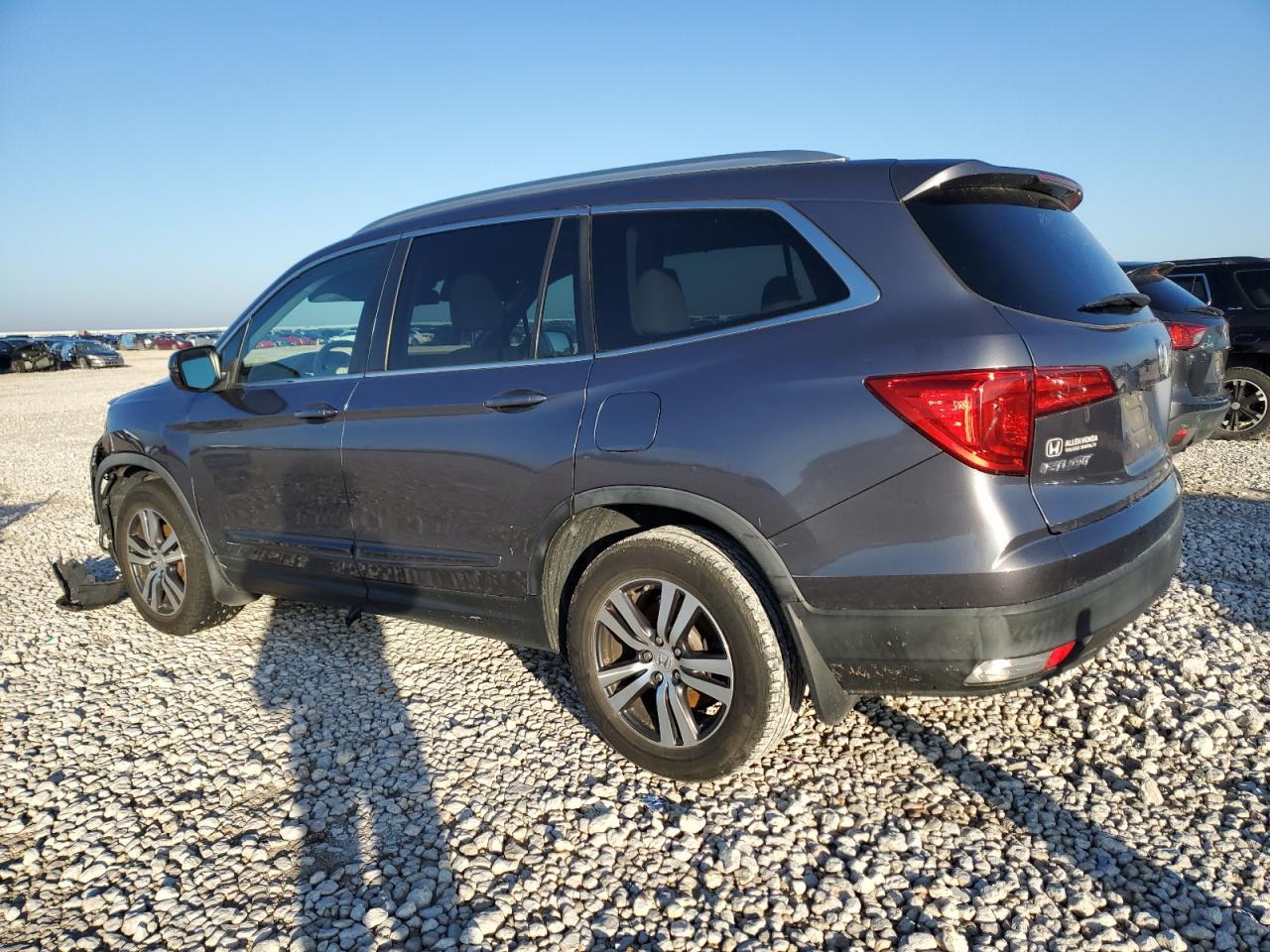 2016 HONDA PILOT EXL - Image 2
