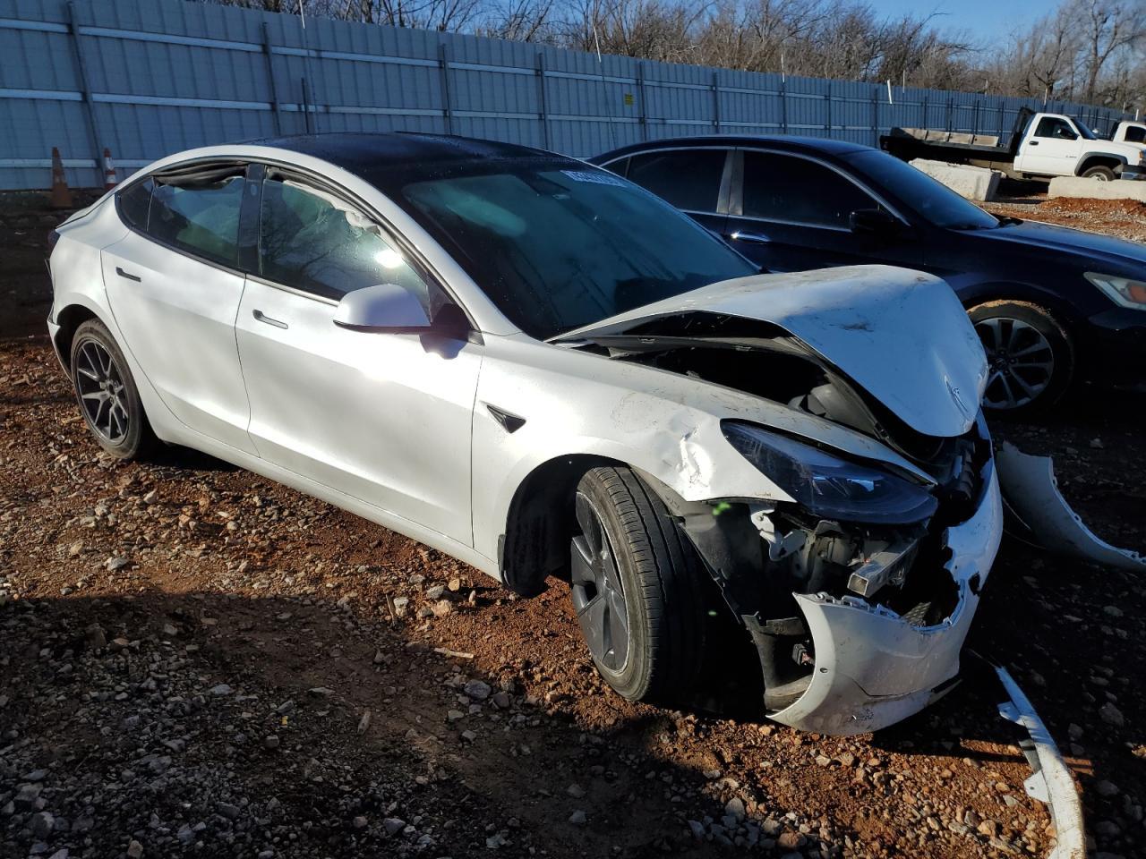 2021 TESLA MODEL 3 - Image 4