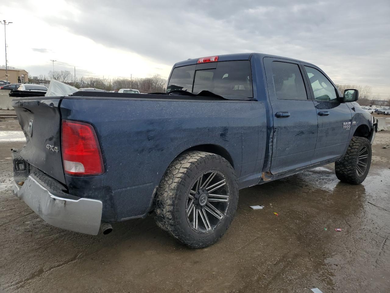 2019 RAM 1500 CLASS - Фото 3