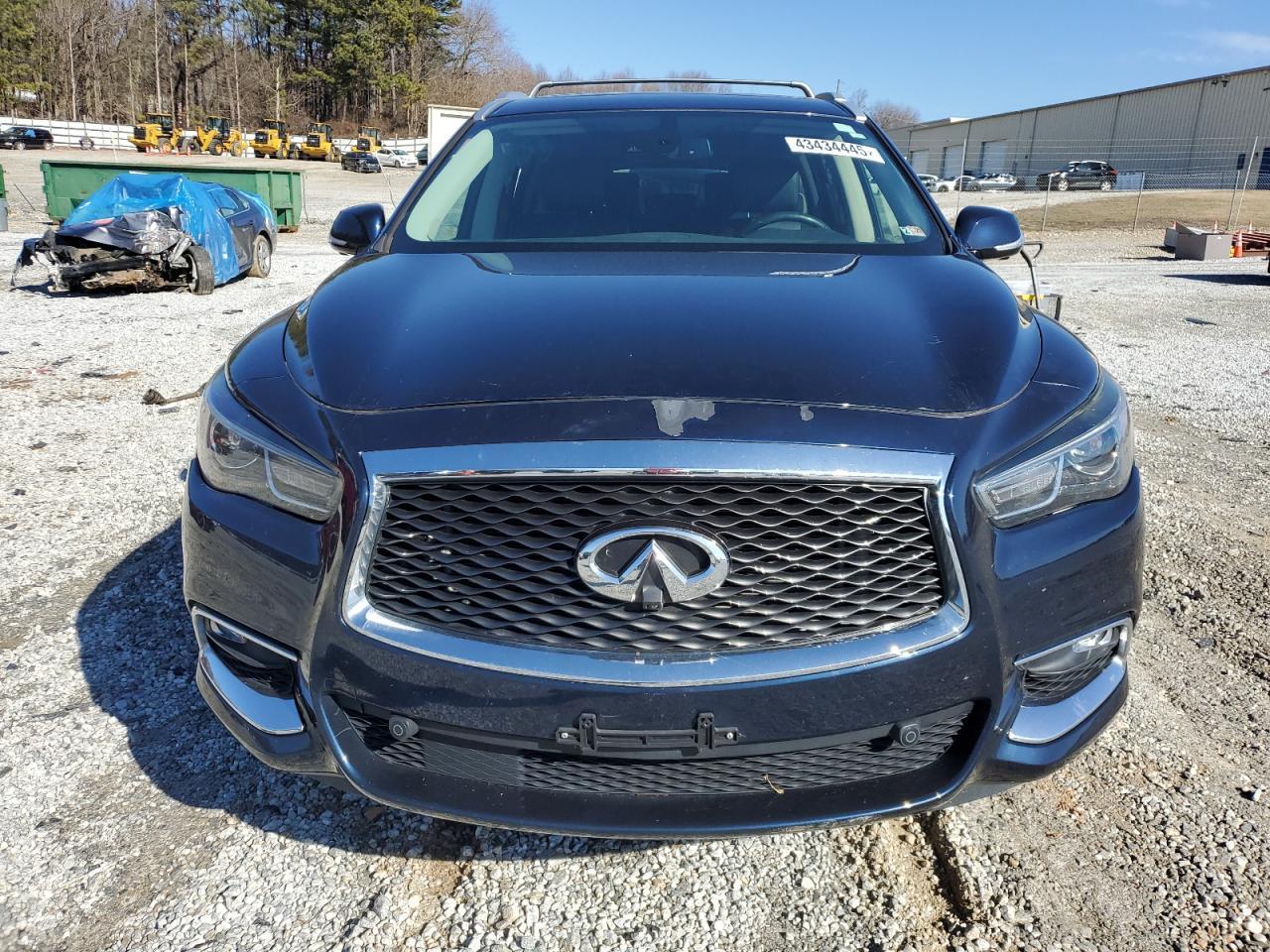 2019 INFINITI QX60 LUXE - Image 5