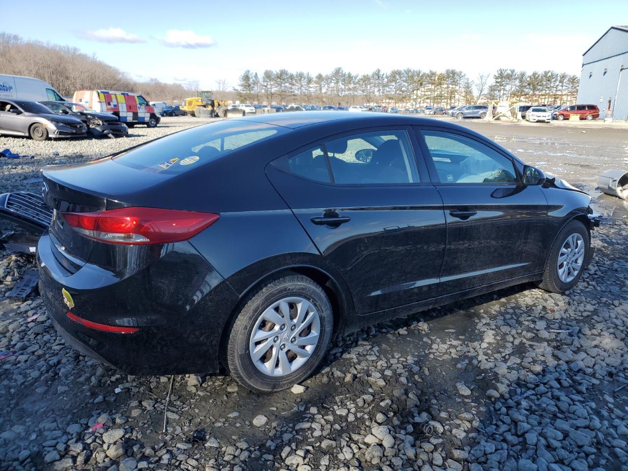 2018 HYUNDAI ELANTRA SE - Фото 3