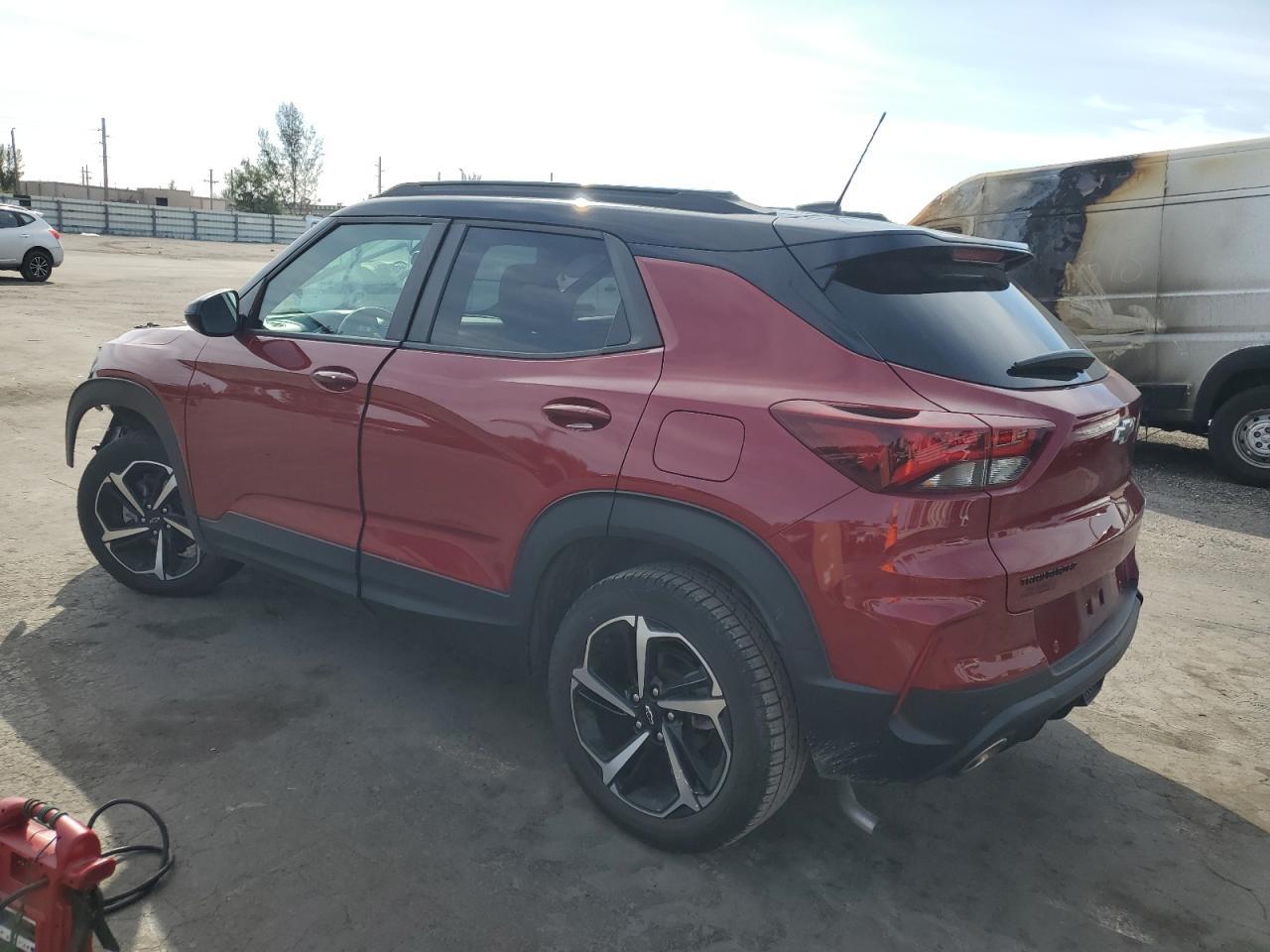 2021 CHEVROLET TRAILBLAZE - Image 2