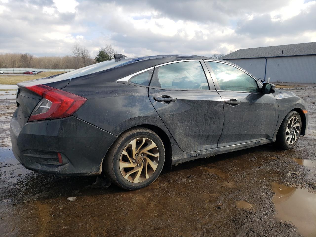 2018 HONDA CIVIC EX - Image 3