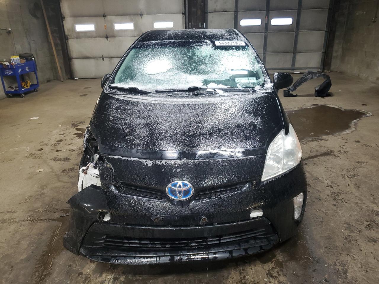 2013 TOYOTA PRIUS - Image 5