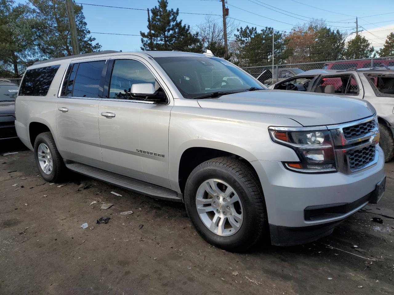 2019 CHEVROLET SUBURBAN K - Фото 4