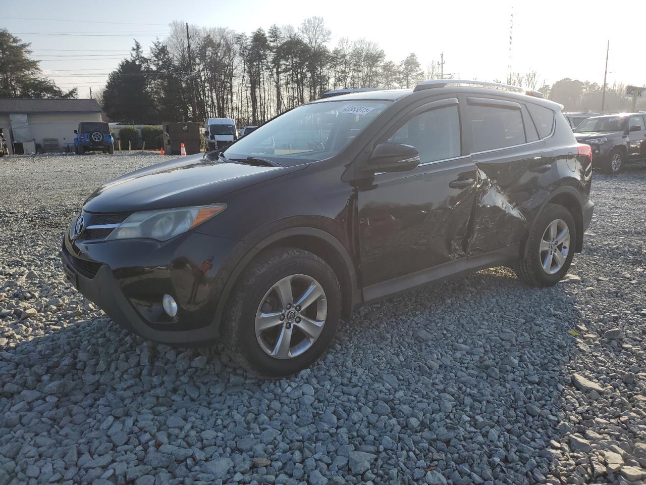 2015 TOYOTA RAV4 XLE