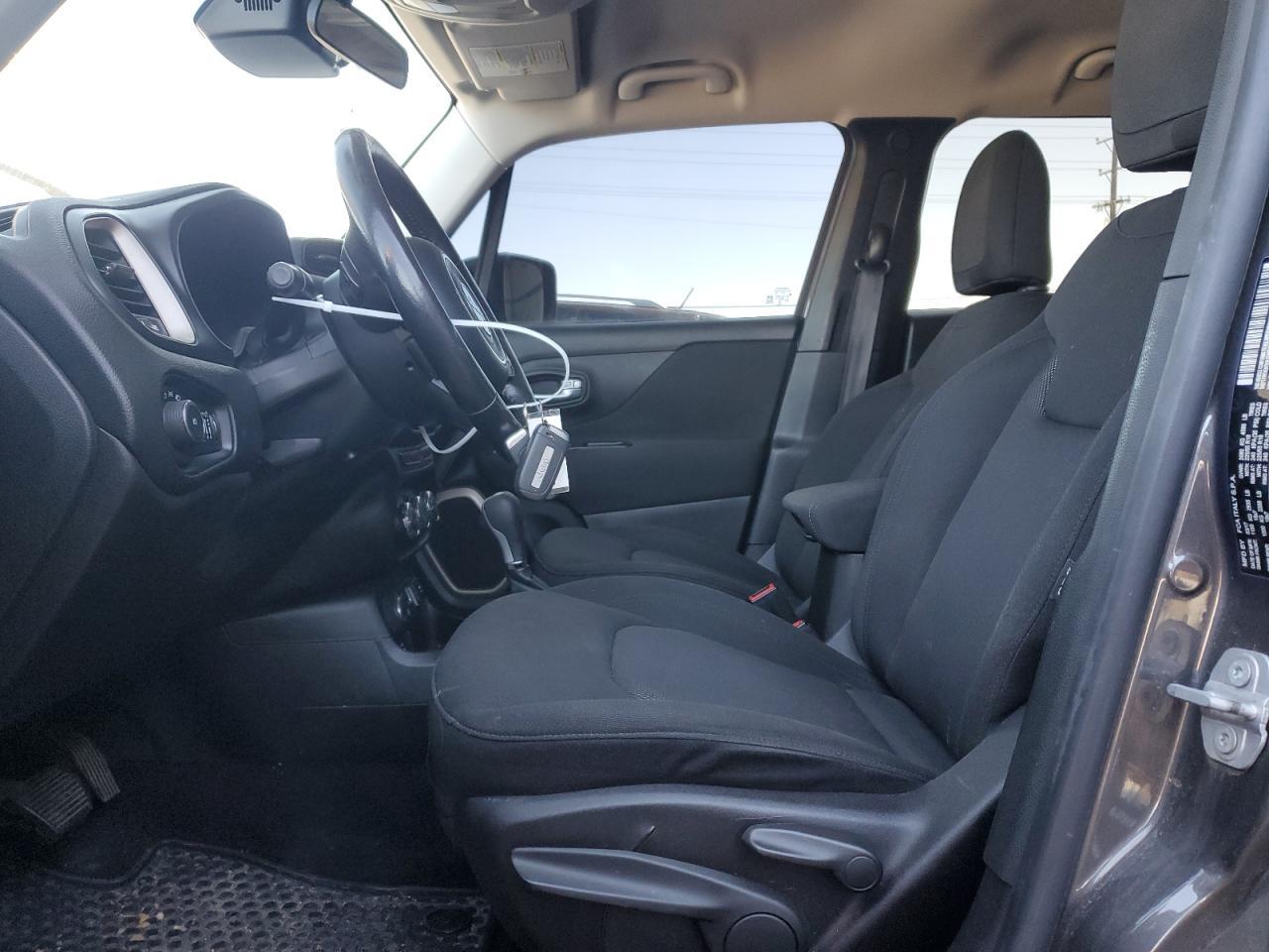 2017 JEEP RENEGADE L - Image 7
