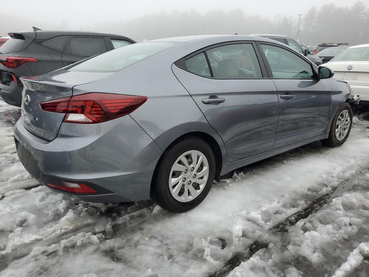 2019 HYUNDAI ELANTRA SE - Фото 3