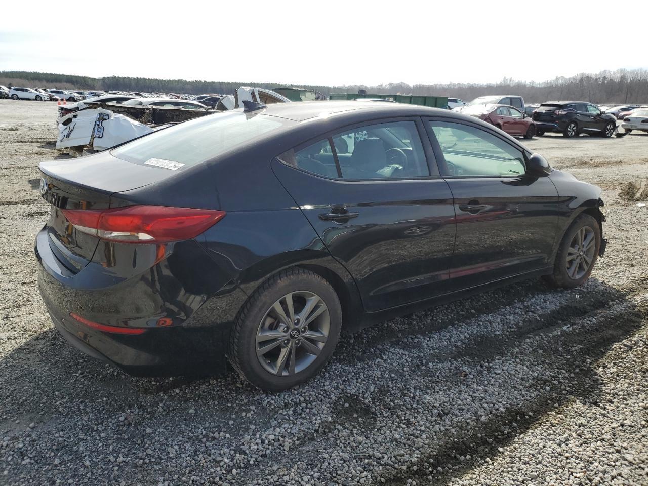2018 HYUNDAI ELANTRA SE - Фото 3