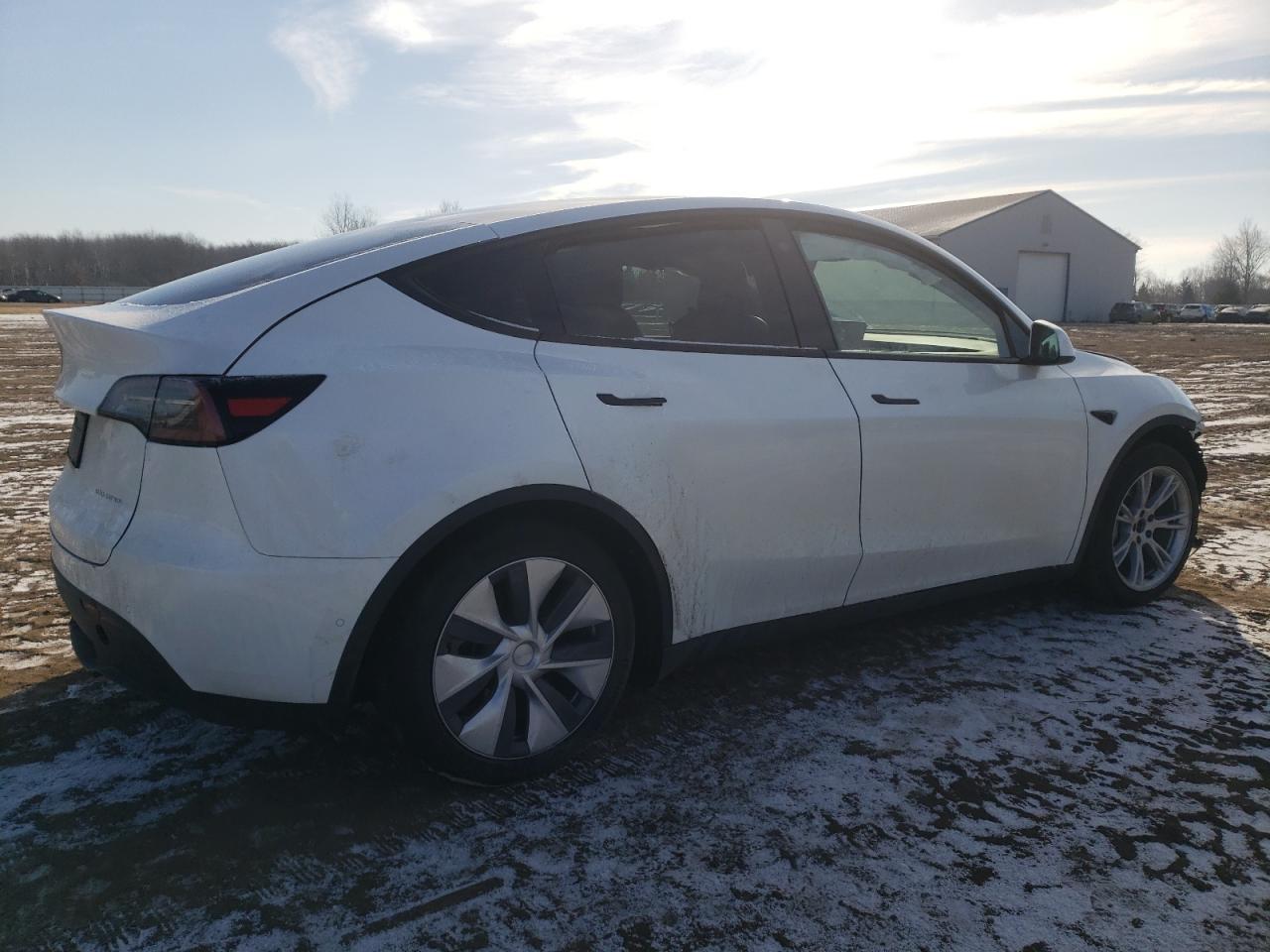 2022 TESLA MODEL Y - Image 3