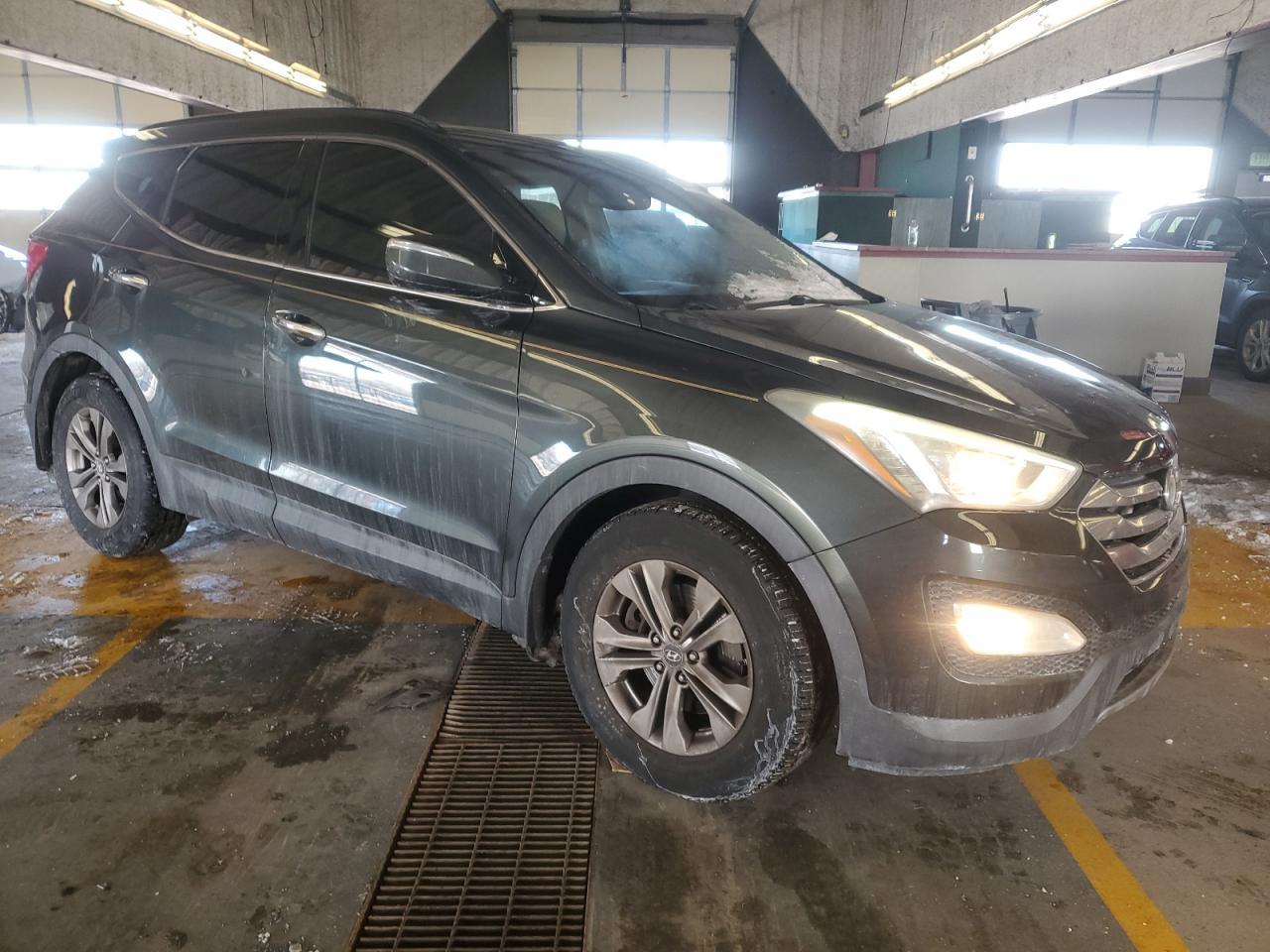 2013 HYUNDAI SANTA FE S - Image 4