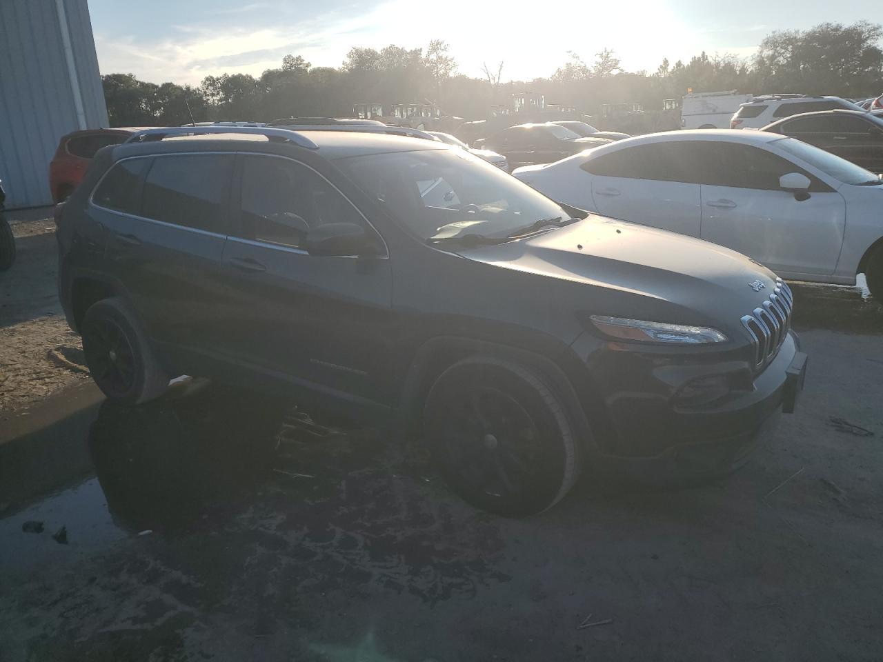 2017 JEEP CHEROKEE L - Image 4