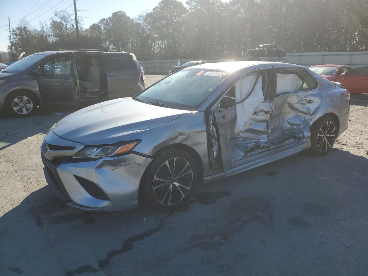 2019 TOYOTA CAMRY L