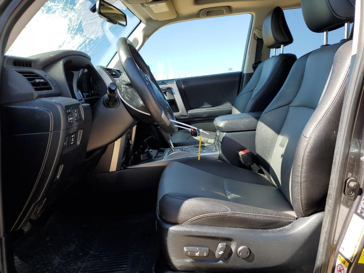 2018 TOYOTA 4RUNNER SR - Image 7