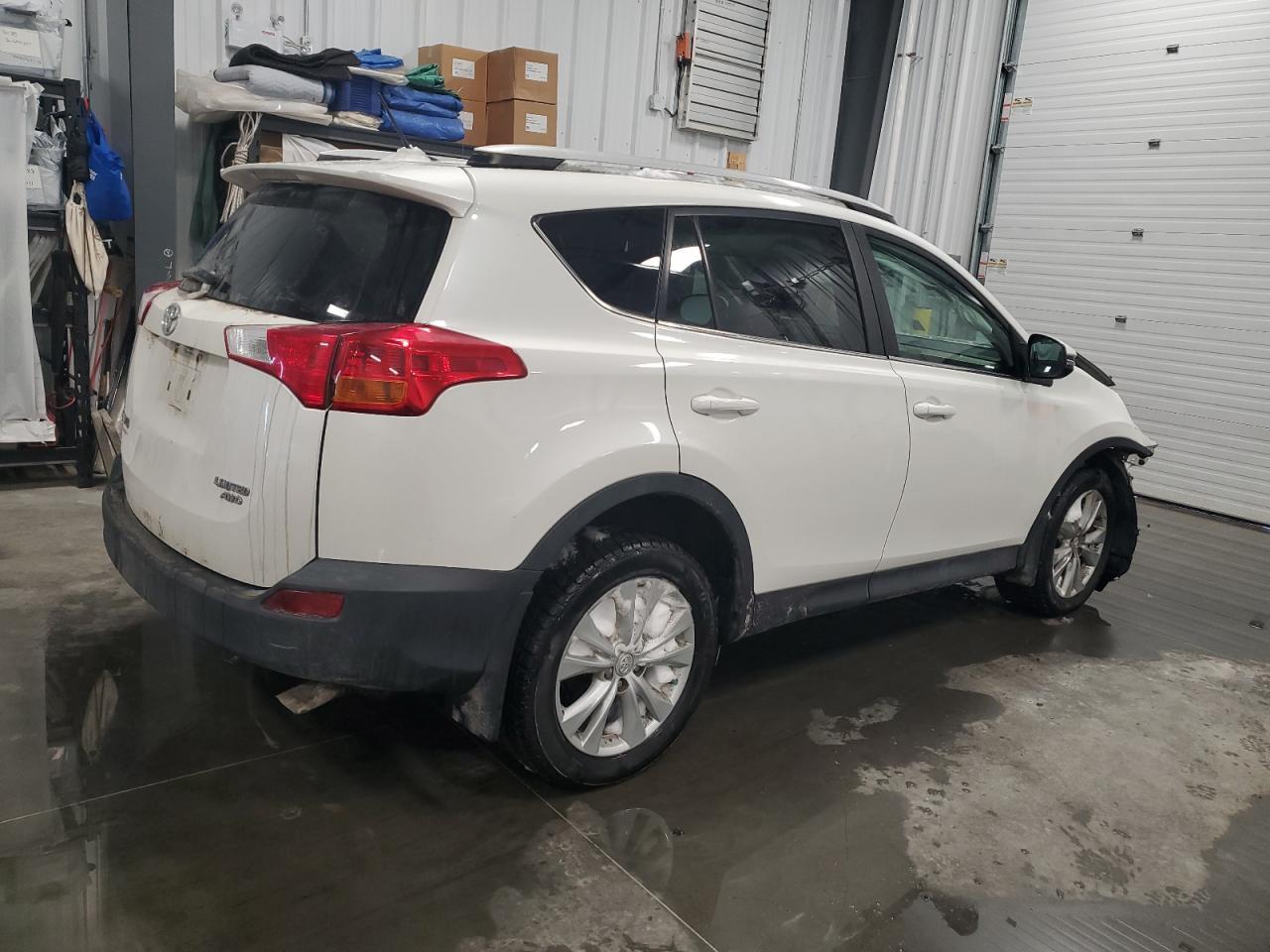 2015 TOYOTA RAV4 LIMIT - Фото 3