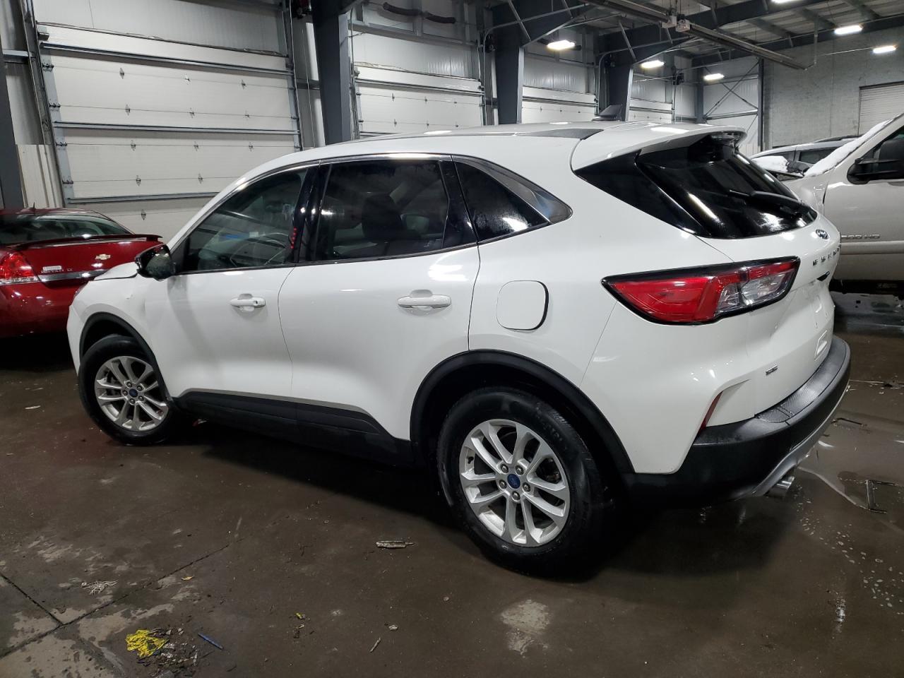 2020 FORD ESCAPE SE - Image 2