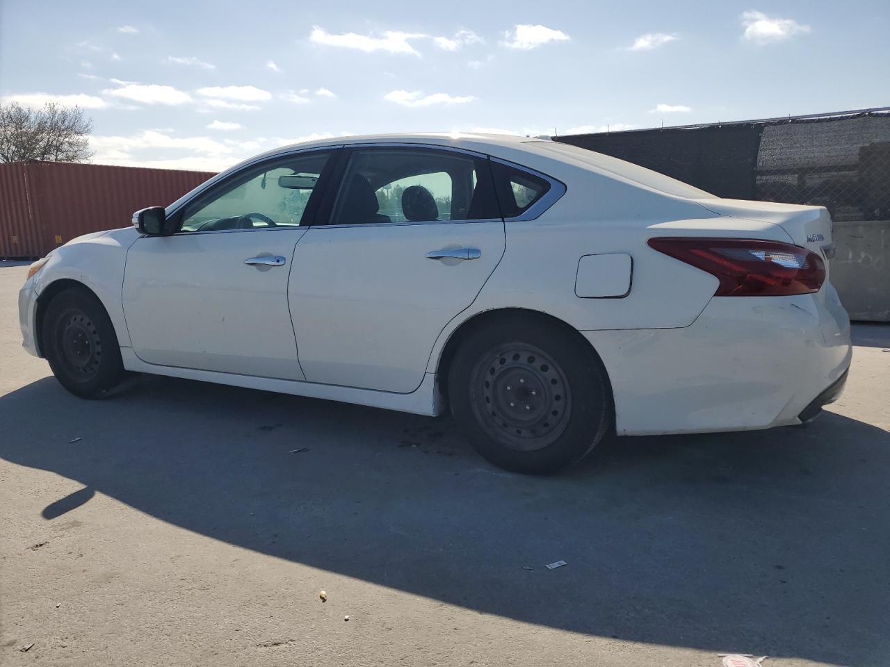 2018 NISSAN ALTIMA 2.5 - Фото 2