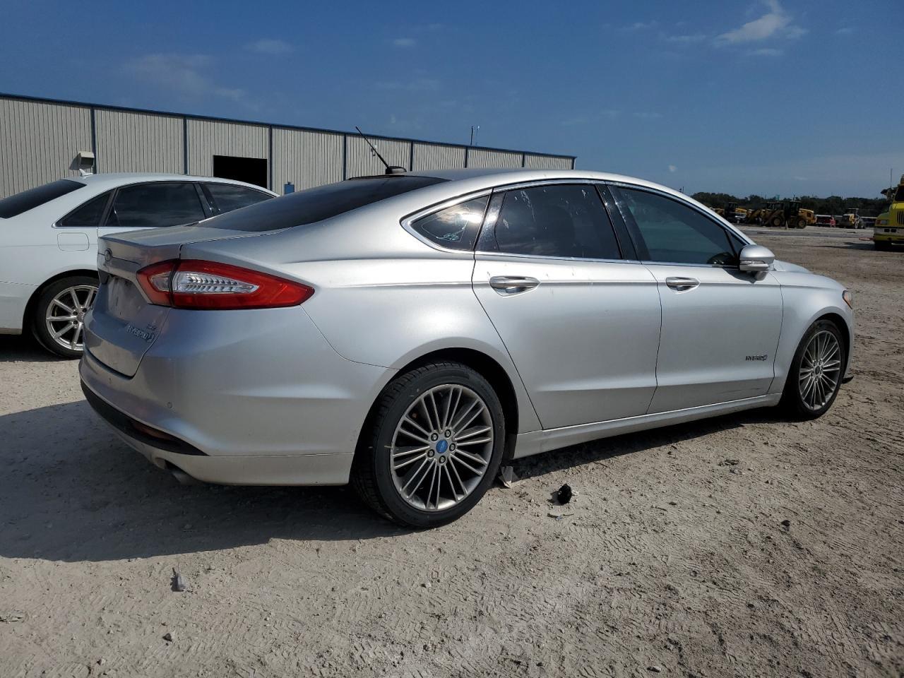 2013 FORD FUSION SE - Image 3