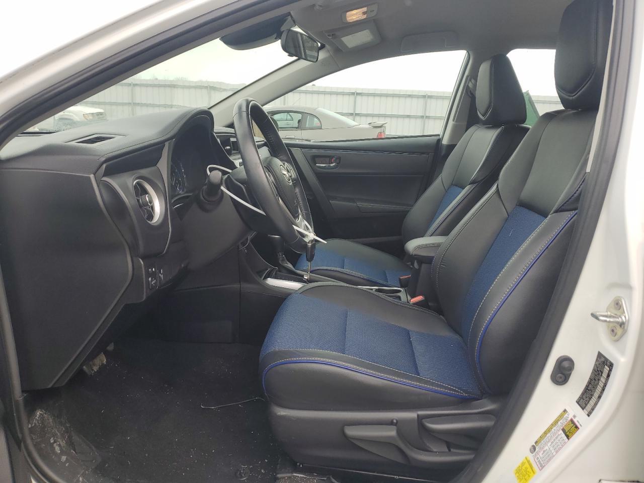 2019 TOYOTA COROLLA L - Image 7