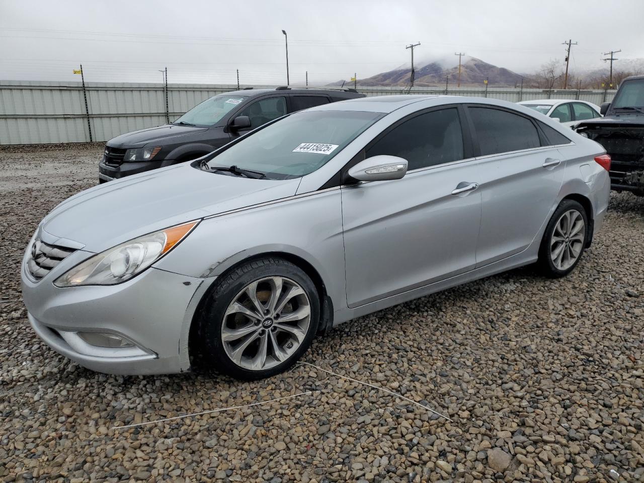 2013 HYUNDAI SONATA SE