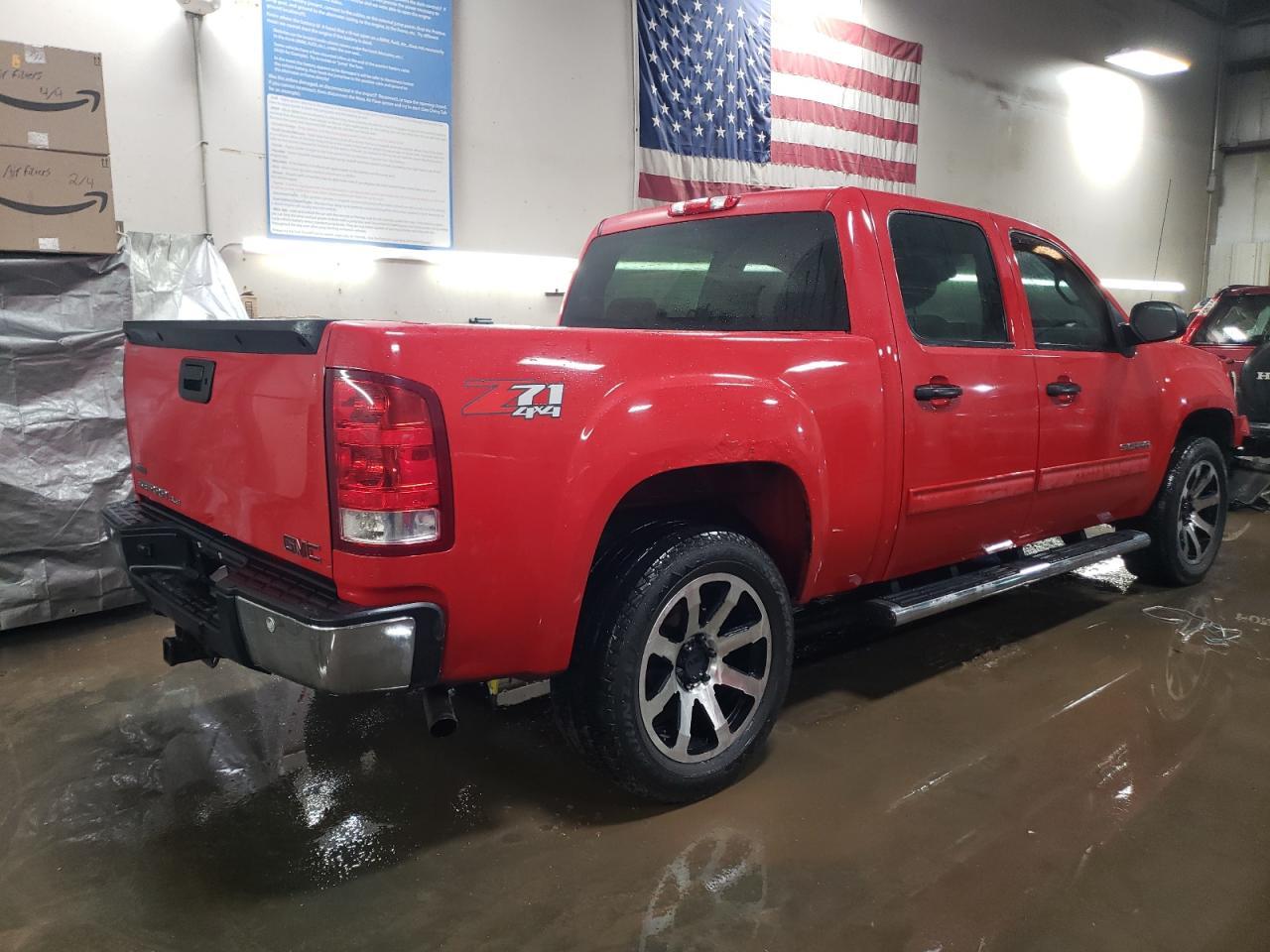 2011 GMC SIERRA K15 - Фото 3