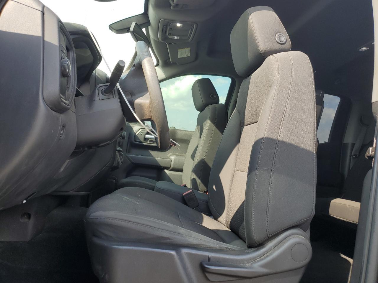2021 CHEVROLET SILVERADO - Фото 7
