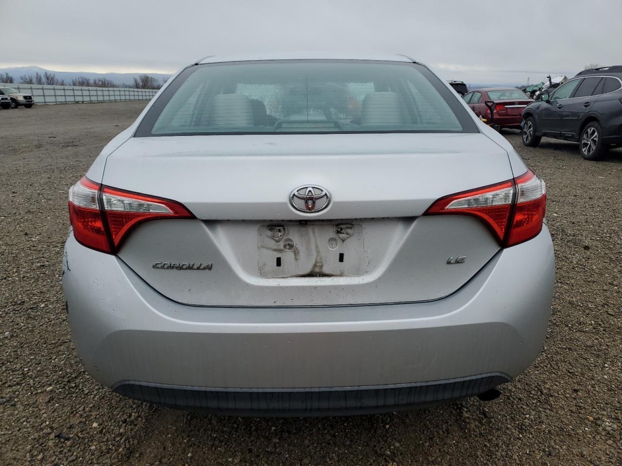 2015 TOYOTA COROLLA L - Фото 6