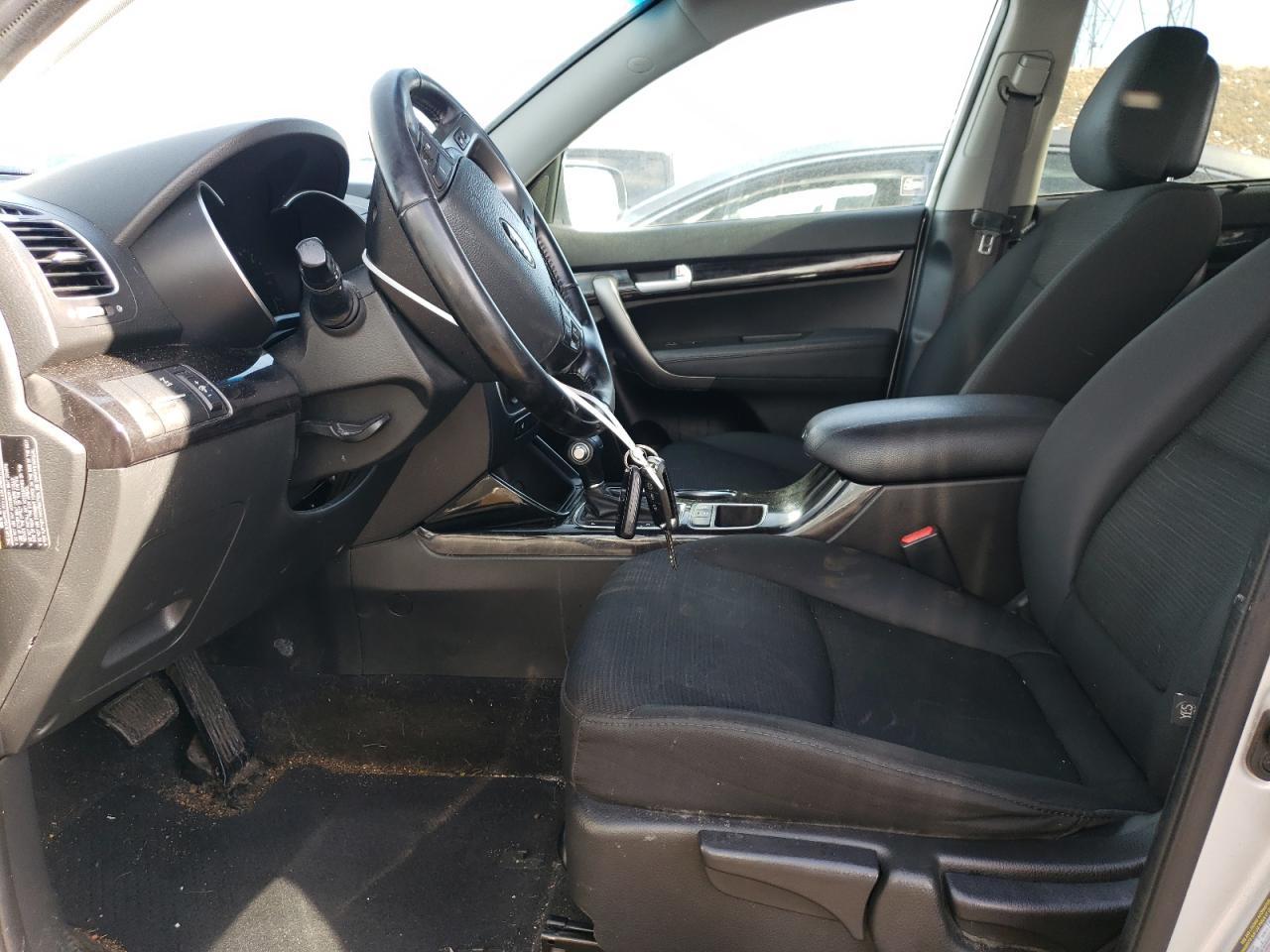 2015 KIA SORENTO LX - Image 7