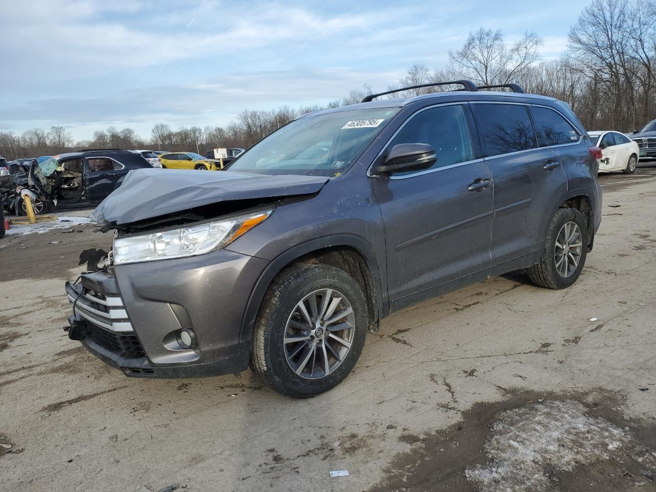 2019 TOYOTA HIGHLANDER