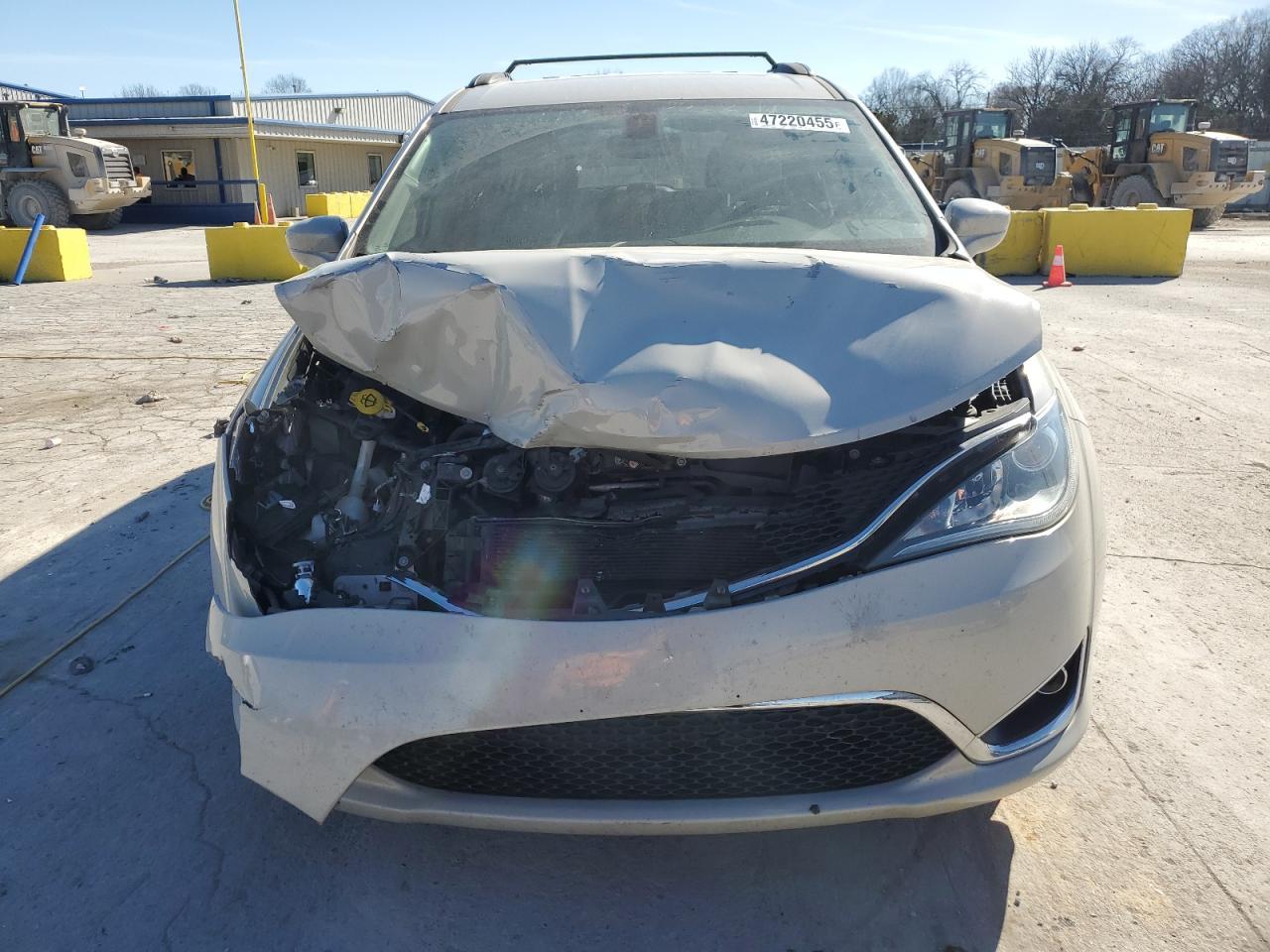 2017 CHRYSLER PACIFICA T - Image 5