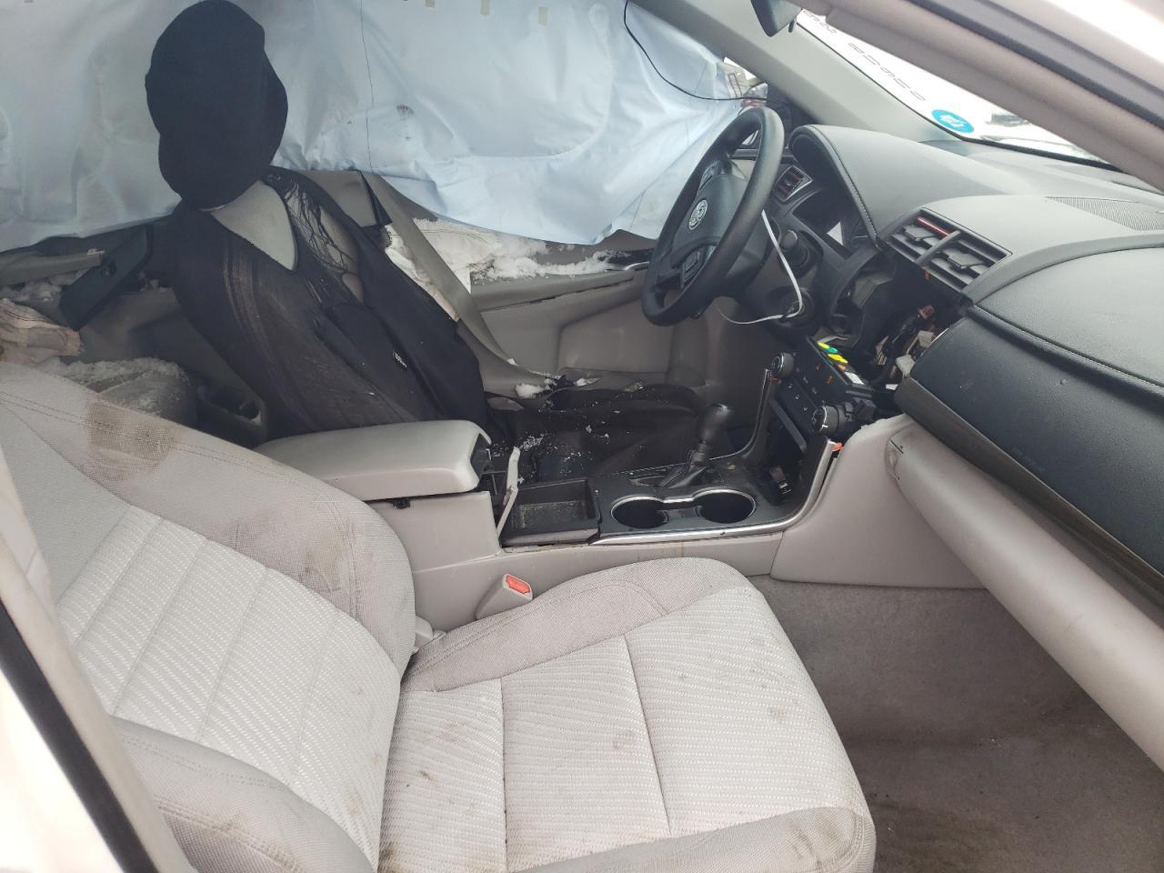 2015 TOYOTA CAMRY LE - Фото 7