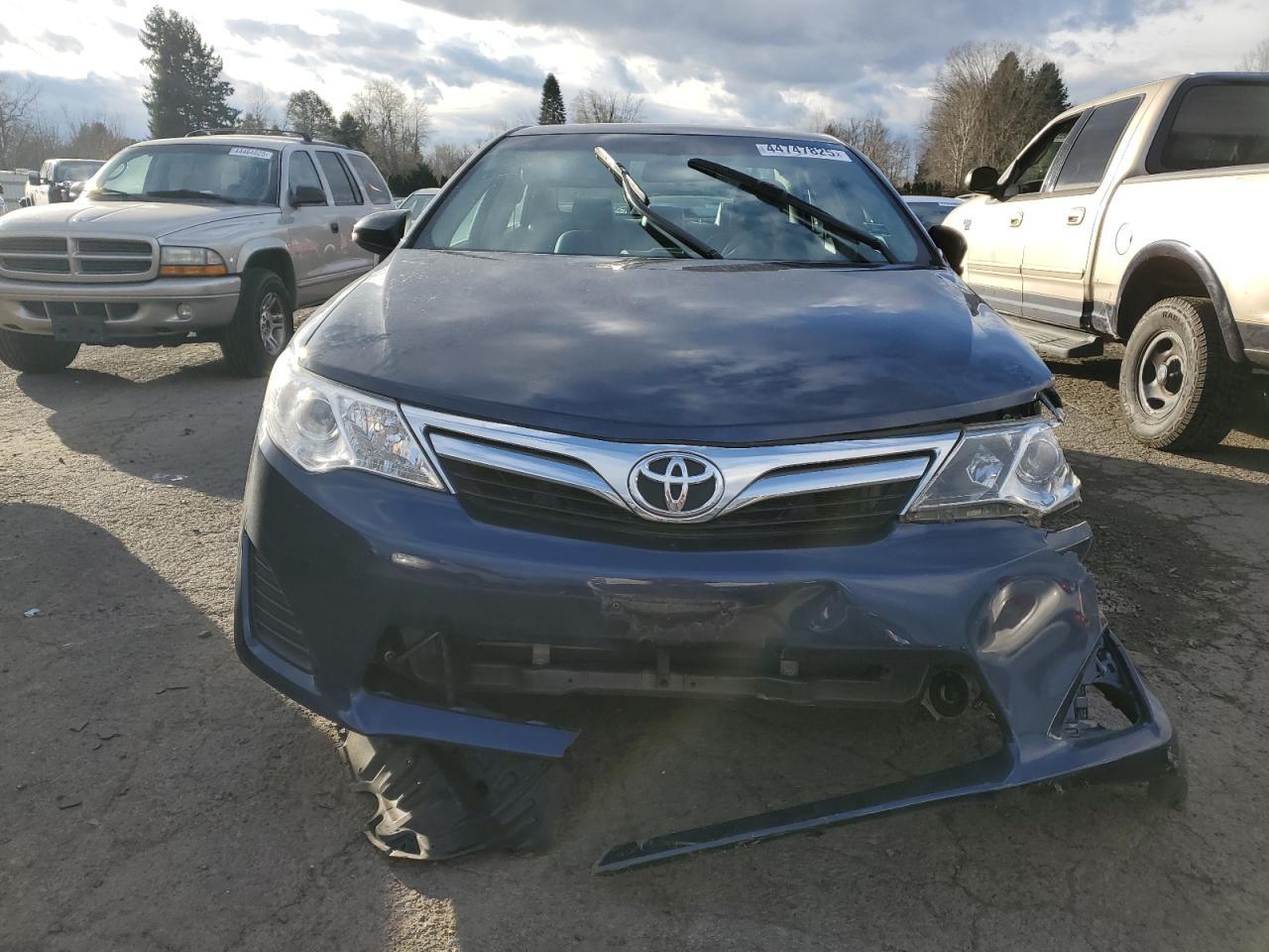 2014 TOYOTA CAMRY L - Image 5