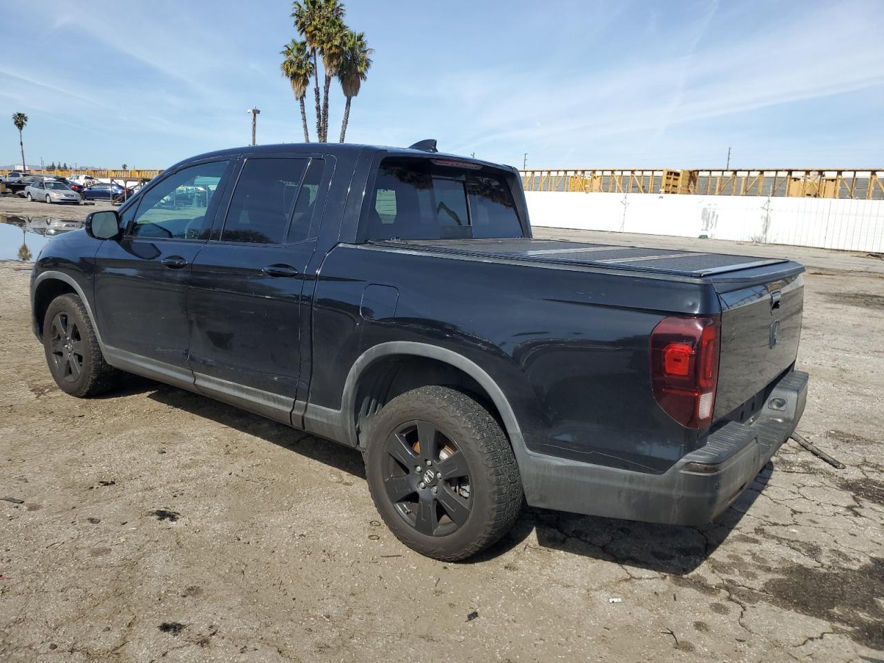 2018 HONDA RIDGELINE - Фото 2