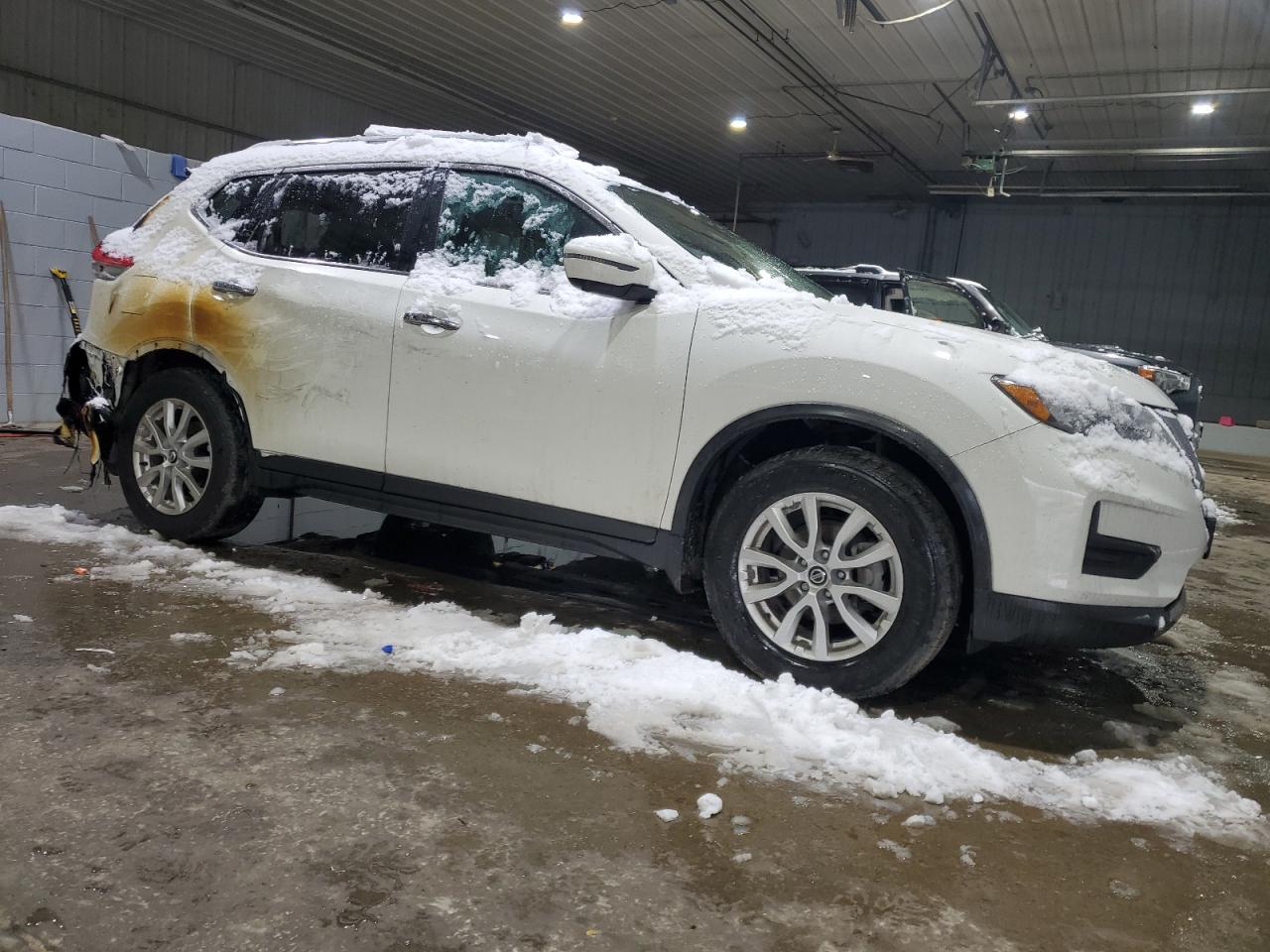 2017 NISSAN ROGUE S - Фото 4