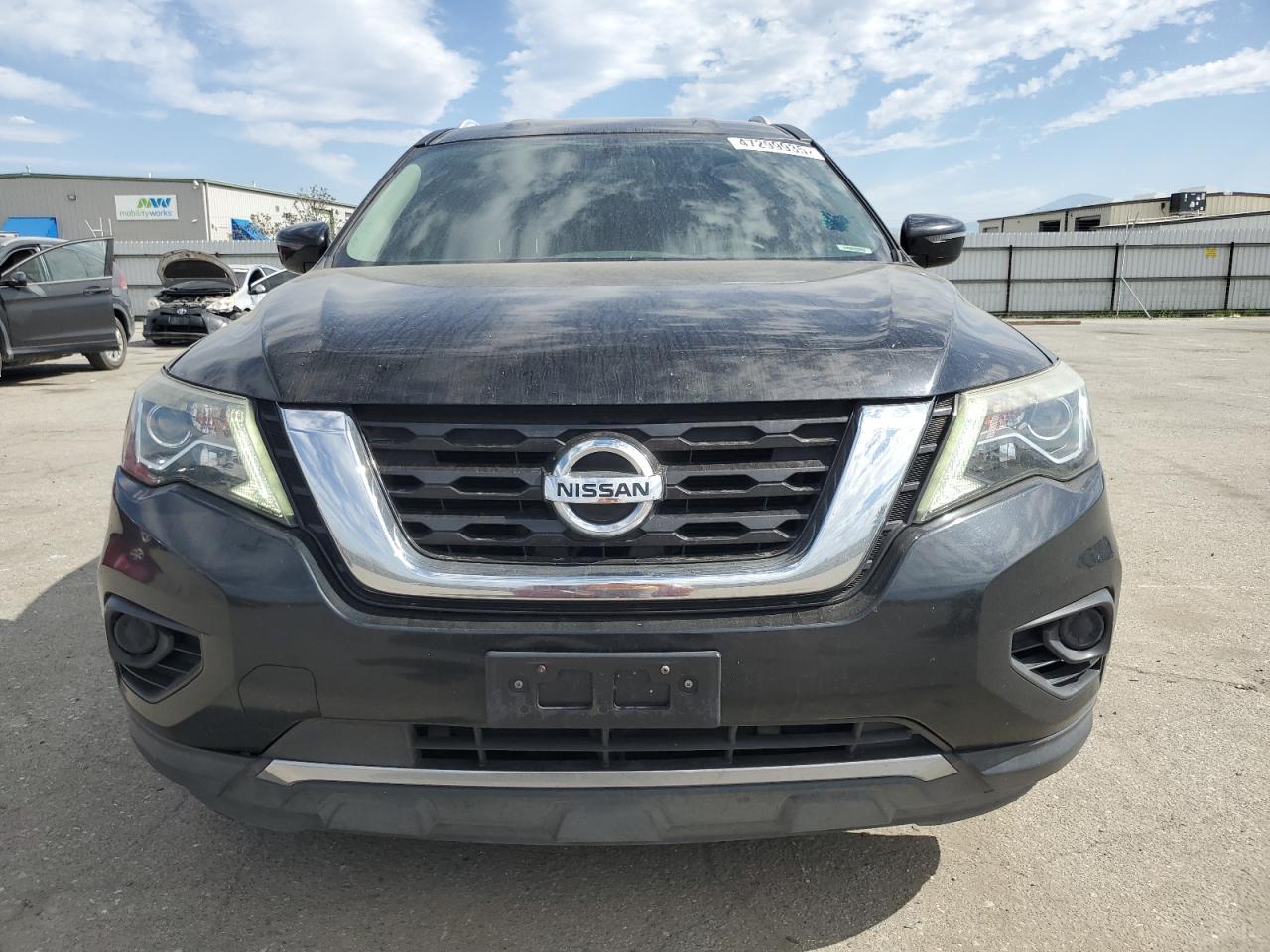 2017 NISSAN PATHFINDER - Image 5