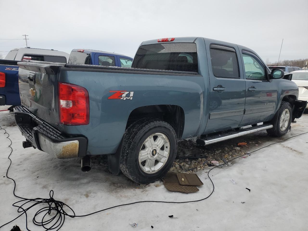 2013 CHEVROLET SILVERADO - Image 3