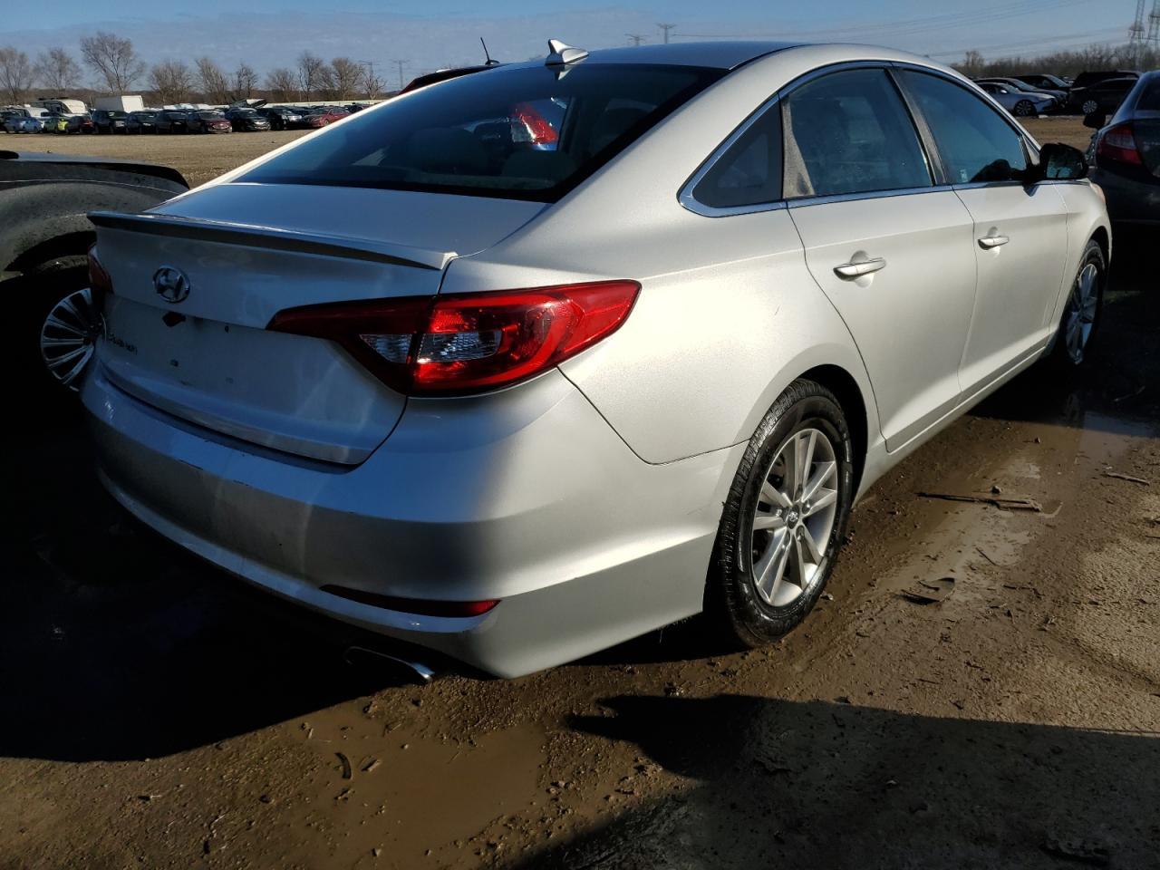 2017 HYUNDAI SONATA SE - Image 3