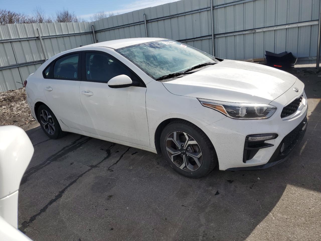 2021 KIA FORTE FE - Фото 4