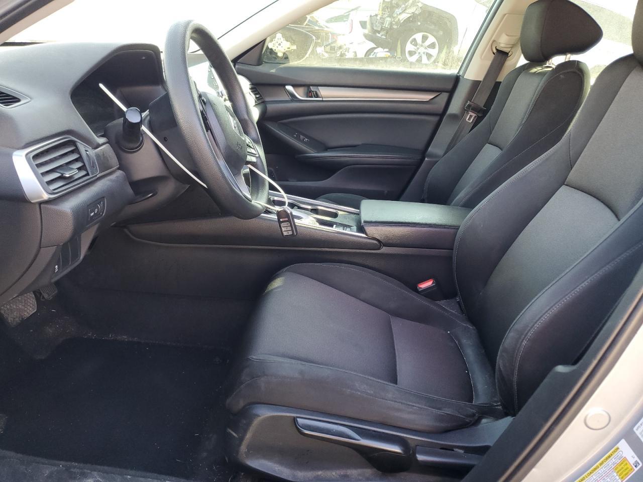 2018 HONDA ACCORD LX - Фото 7