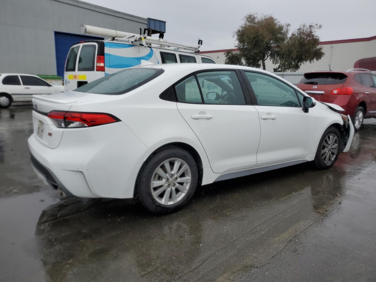2020 TOYOTA COROLLA SE - Фото 3