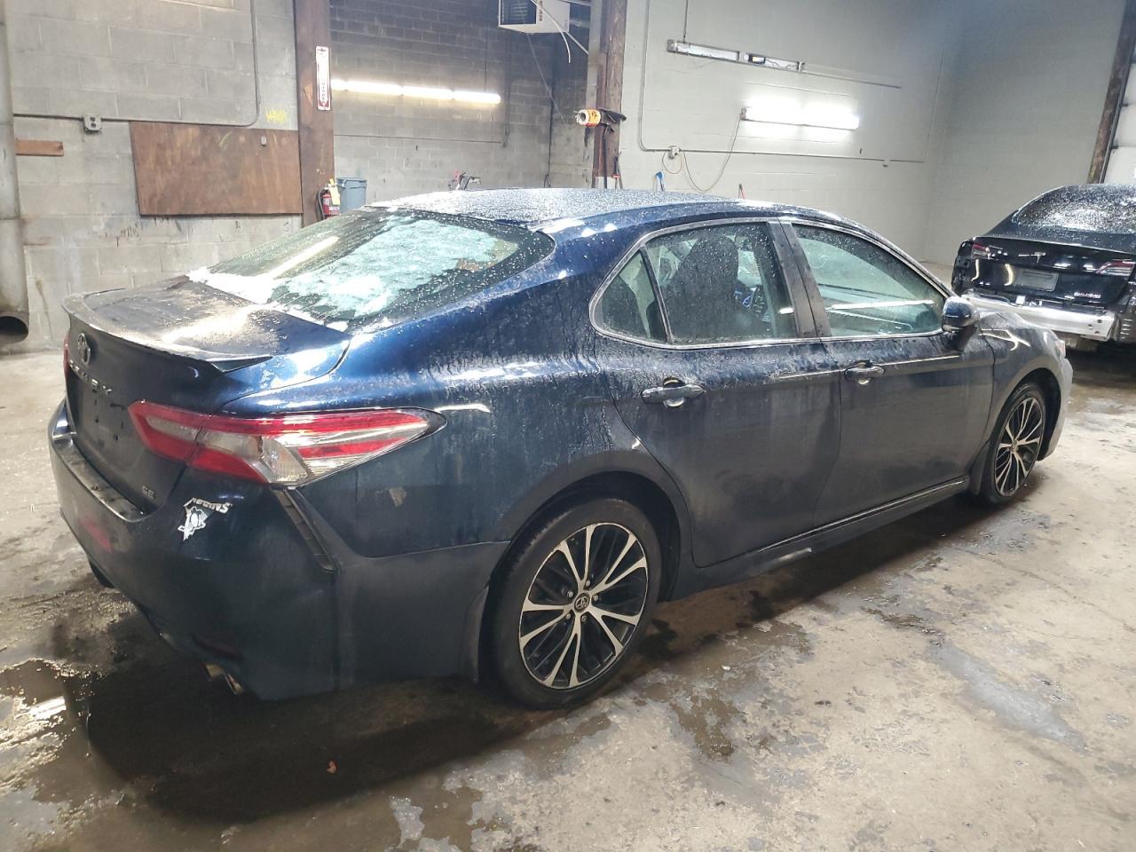 2018 TOYOTA CAMRY L - Image 3