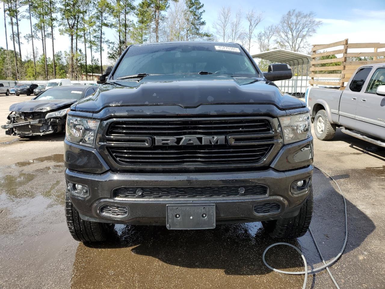 2019 RAM 1500 BIG H - Фото 5