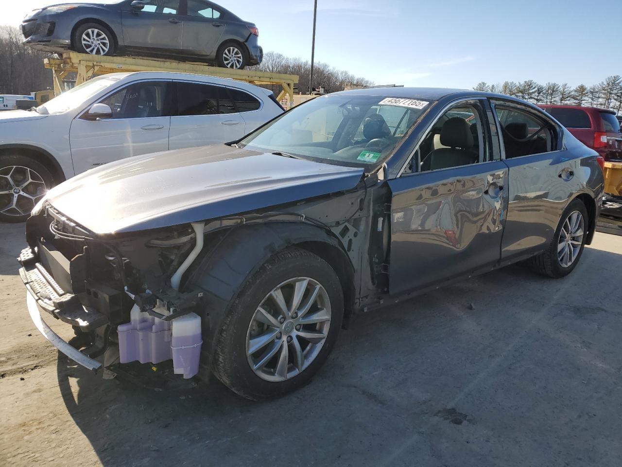 2016 INFINITI Q50 BASE