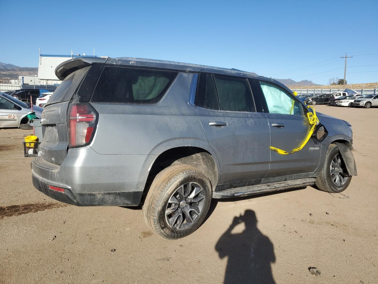 2023 CHEVROLET TAHOE K150 - Image 3