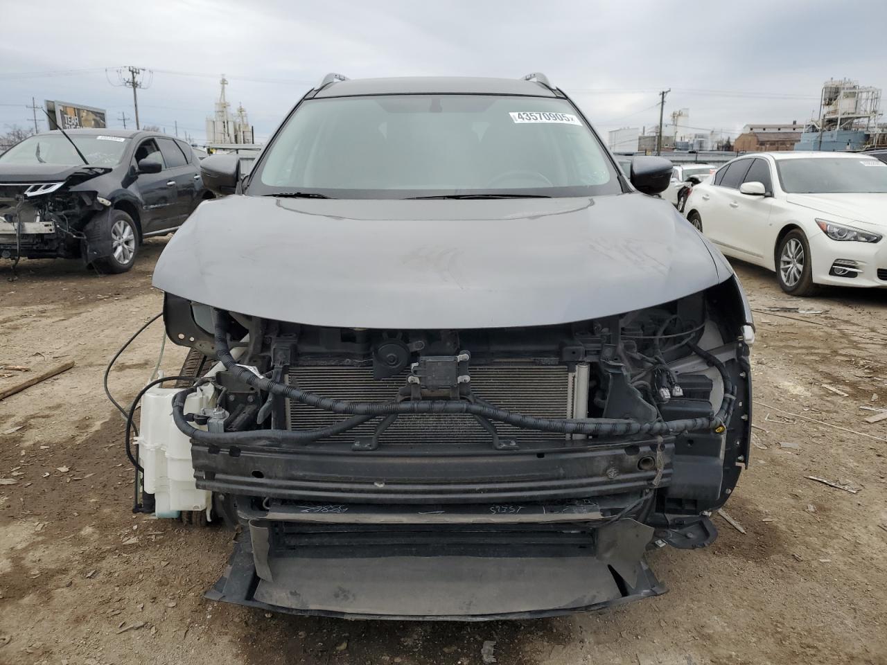 2018 NISSAN ROGUE S - Фото 5