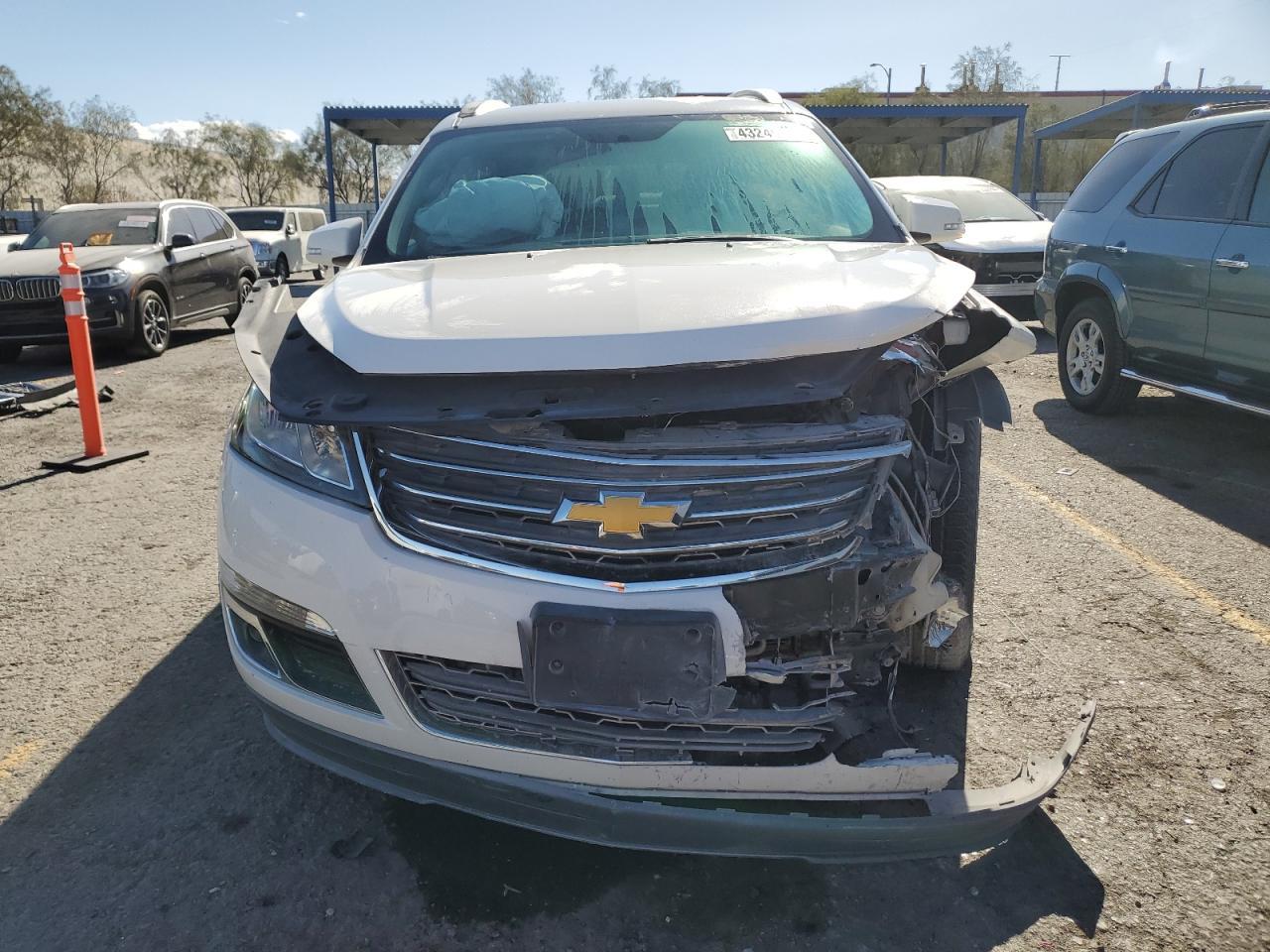 2014 CHEVROLET TRAVERSE L - Image 5