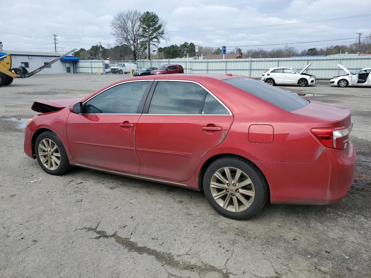 2013 TOYOTA CAMRY L - Фото 2