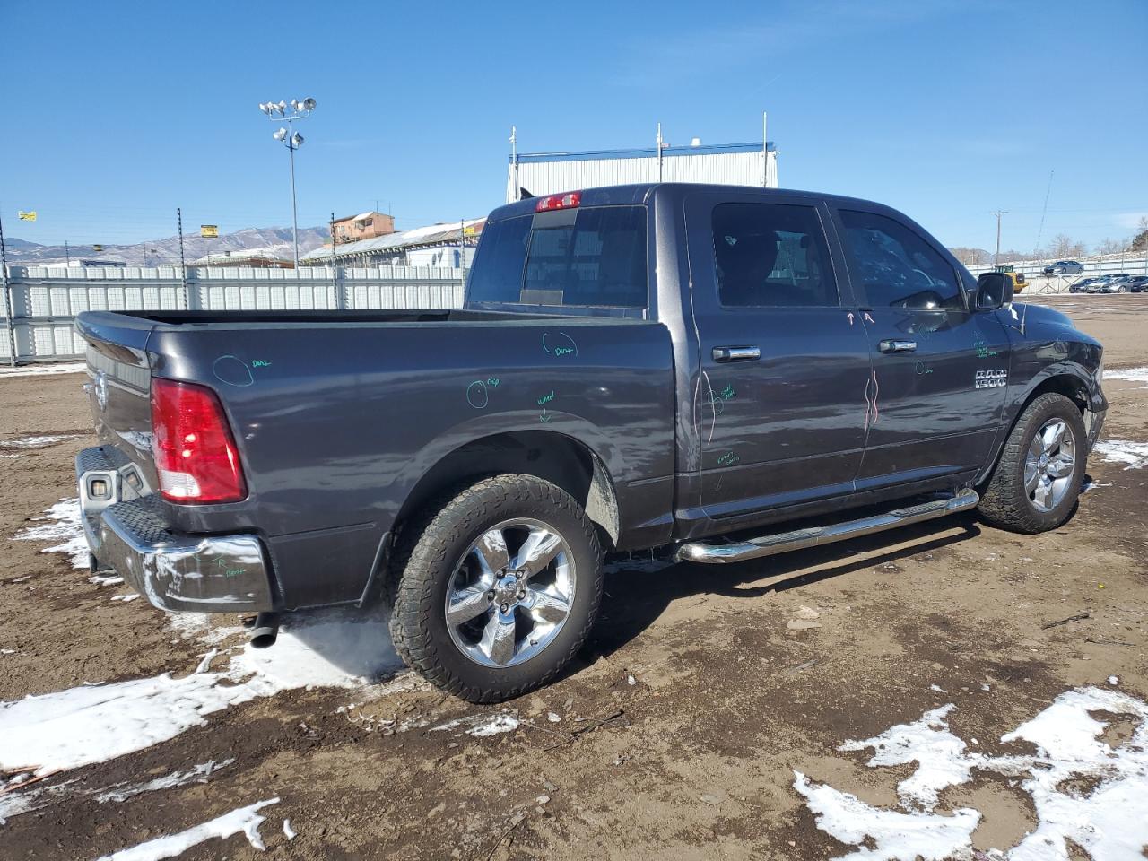 2017 RAM 1500 SLT - Image 3