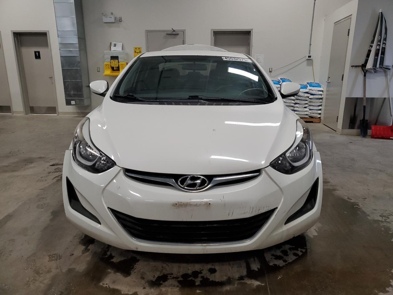 2014 HYUNDAI ELANTRA SE - Image 5